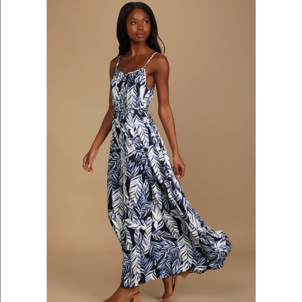 Lulu’s Maxi dress! Worn once to a wedding. Perfect condition!